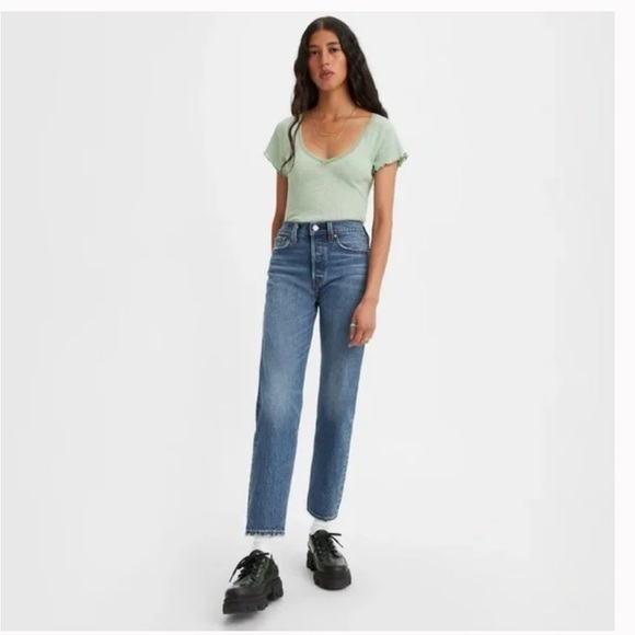 Levi's Denim - Levi’s Wedgie Straight Fit Jeans in Blue Sz 30